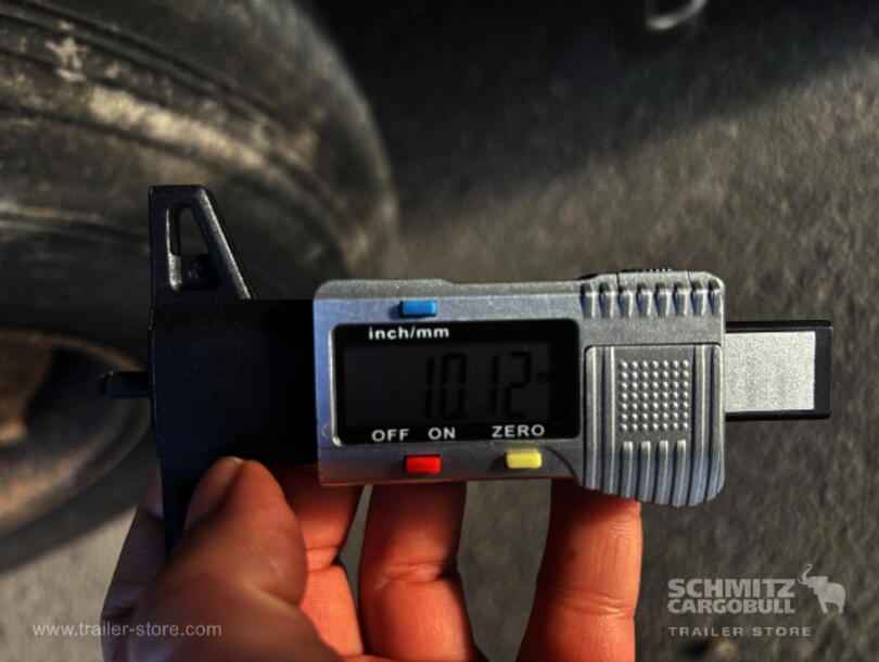 Schmitz Cargobull - Lona para empurrar Mega (8)