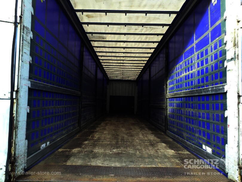 Krone - Standard Curtainsider (2)