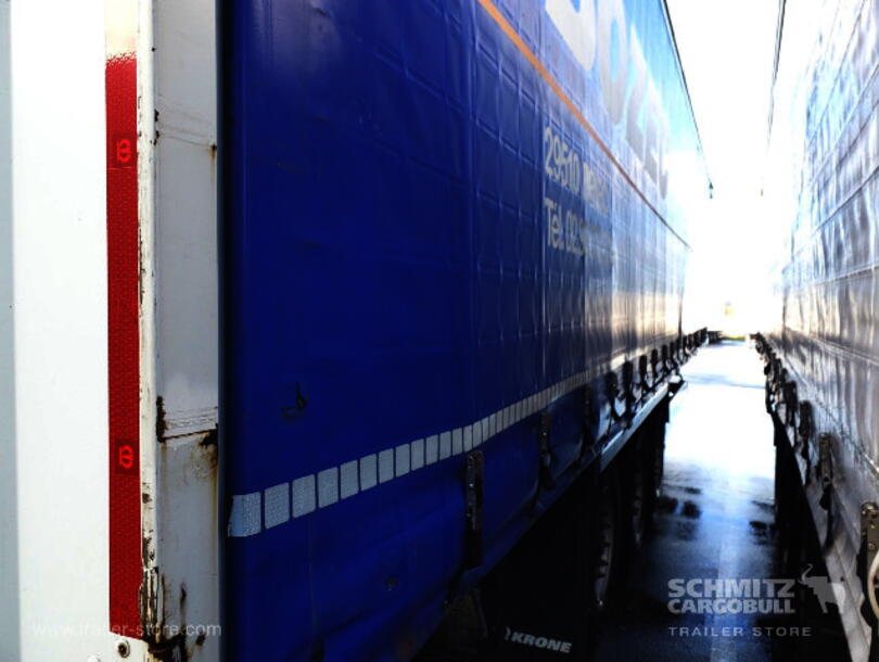 Krone - Standard Curtainsider (4)