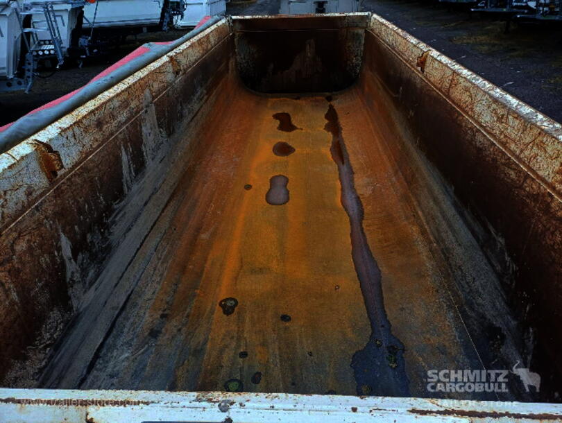 Schmitz Cargobull - stål-rundtlad Tip (2)