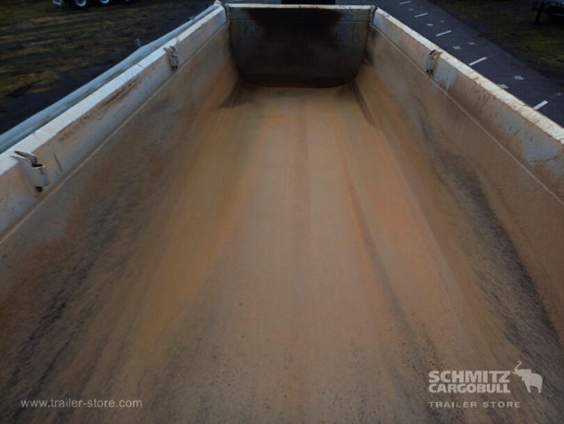 Schmitz Cargobull - Kipper Stahlrundmulde (2)