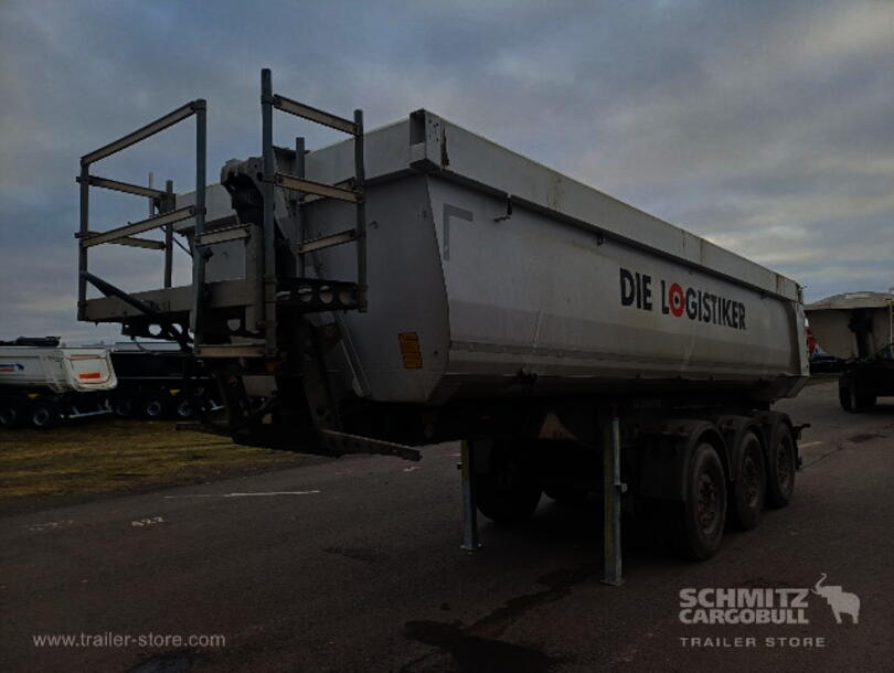 Schmitz Cargobull - Kipper Stahlrundmulde (3)