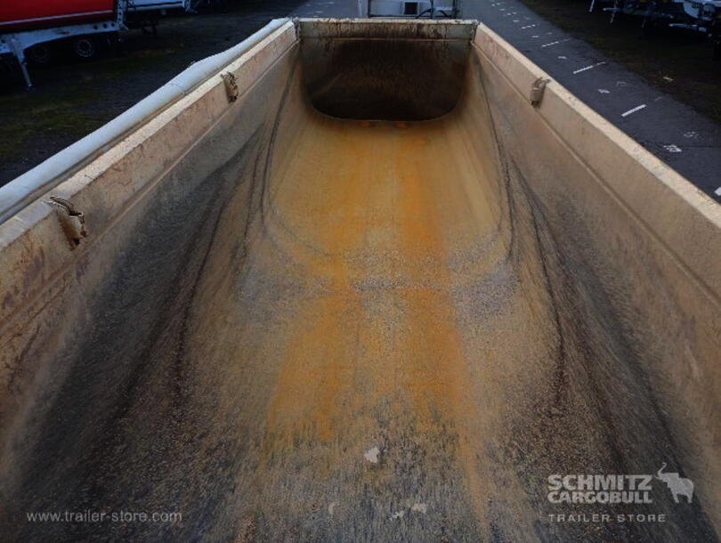 Schmitz Cargobull - Kipper Stahlrundmulde (2)