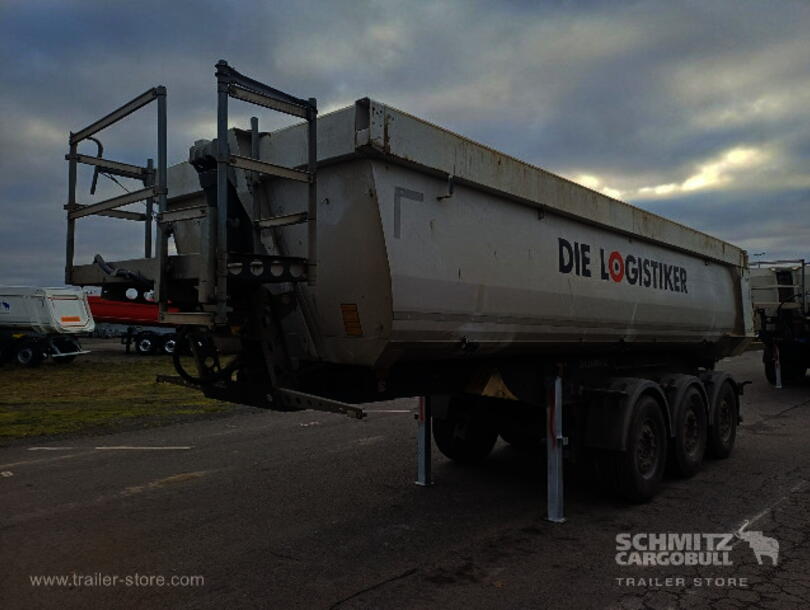 Schmitz Cargobull - Kipper Stahlrundmulde (3)