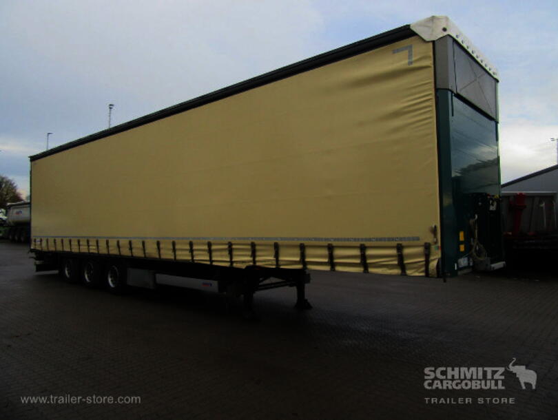 Schmitz Cargobull - Mega Curtainsider