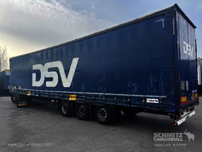 Schmitz Cargobull - Lona para empurrar Mega (1)