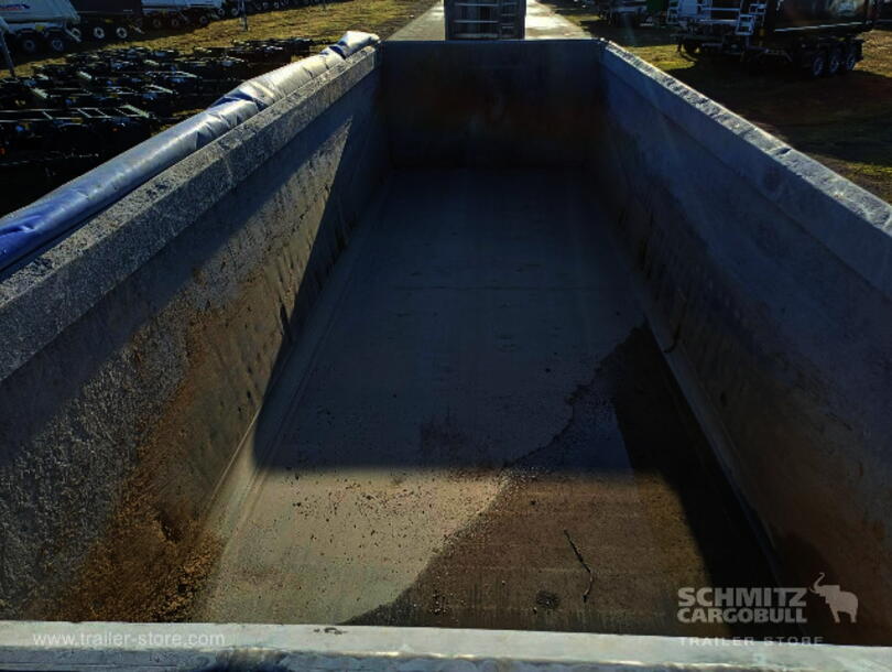 Schmitz Cargobull - Camião basculante con caixa de aluminio (2)