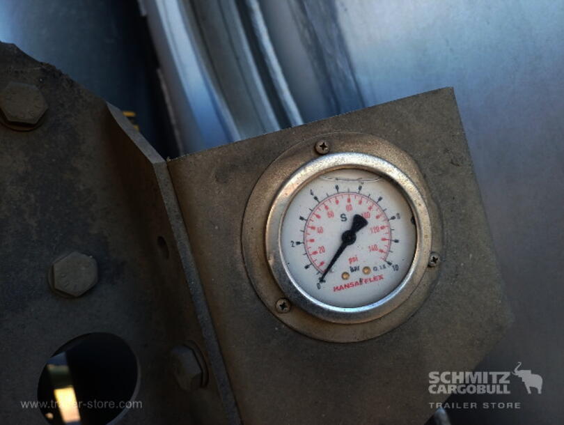 Schmitz Cargobull - Camião basculante con caixa de aluminio (8)