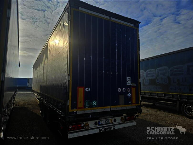 Schmitz Cargobull - Mega Curtainsider (3)