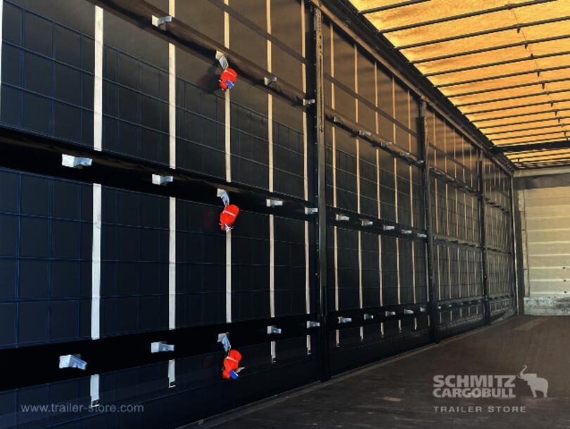 Schmitz Cargobull - Mega Curtainsider (20)