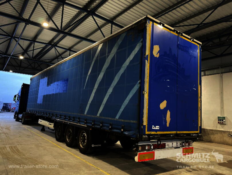 Krone - Mega Curtainsider (1)