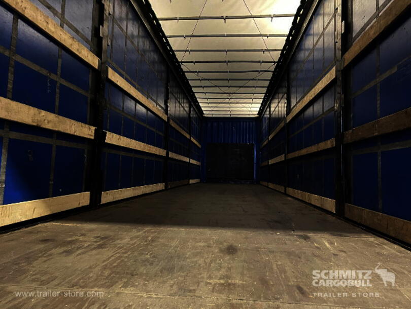 Krone - Mega Curtainsider (2)