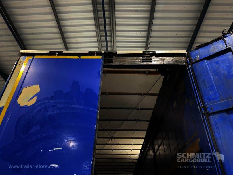 Krone - Mega Curtainsider (5)