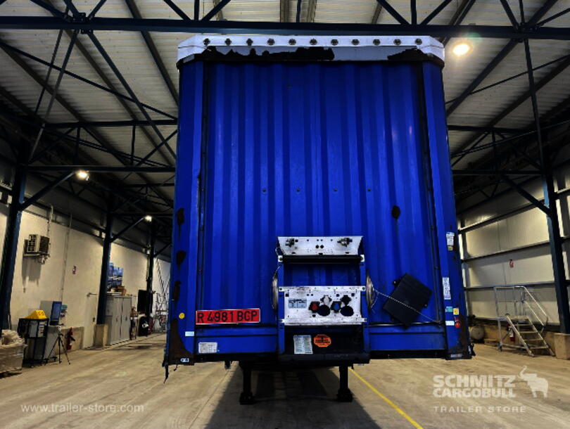 Krone - Mega Curtainsider (6)