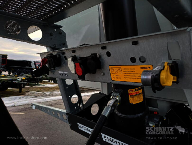 Schmitz Cargobull - Bena basculabila dreapta din aluminiu Autobasculantă (7)