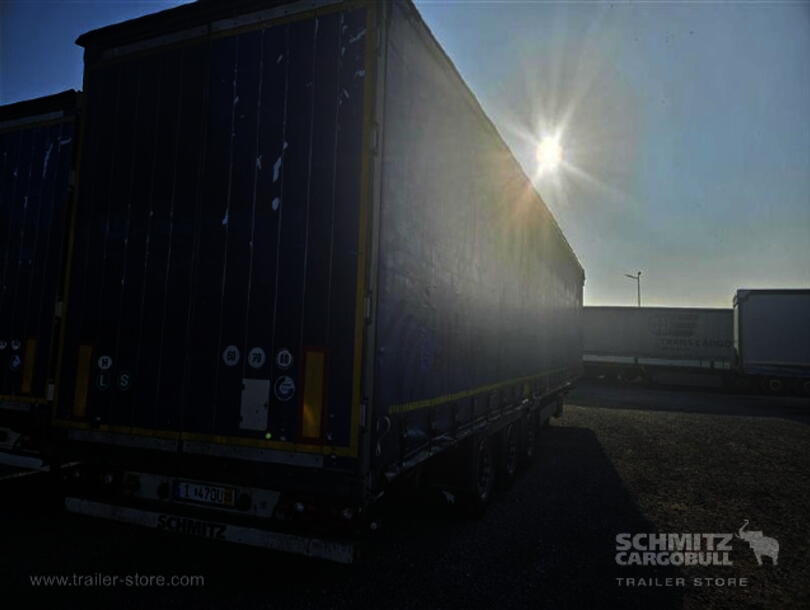Schmitz Cargobull - Mega Curtainsider (3)