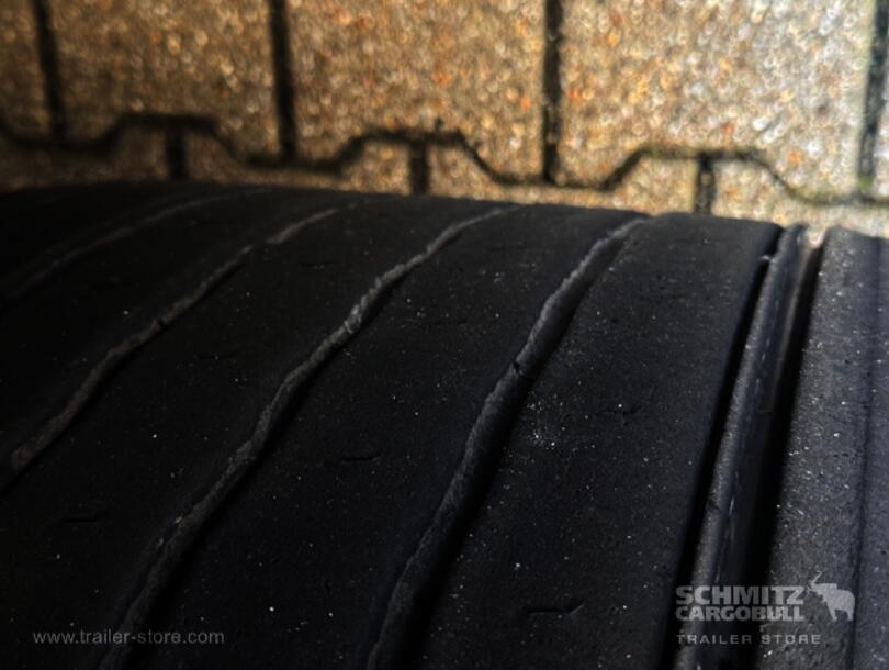 Schmitz Cargobull - Lona para empurrar Mega (11)