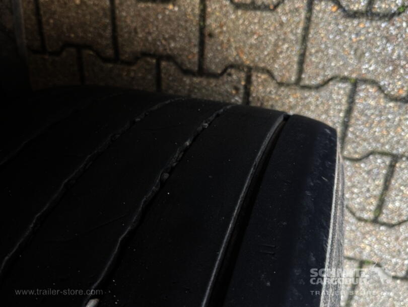 Schmitz Cargobull - Lona para empurrar Mega (13)