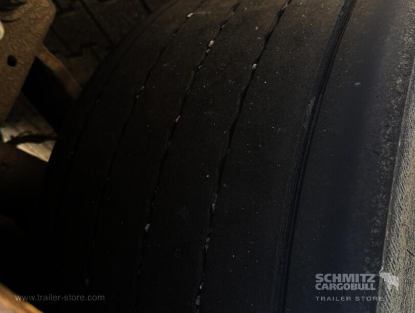 Schmitz Cargobull - Lona para empurrar Mega (10)
