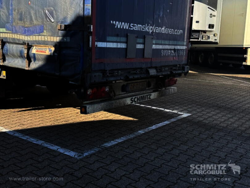 Schmitz Cargobull - Lona para empurrar Mega (7)