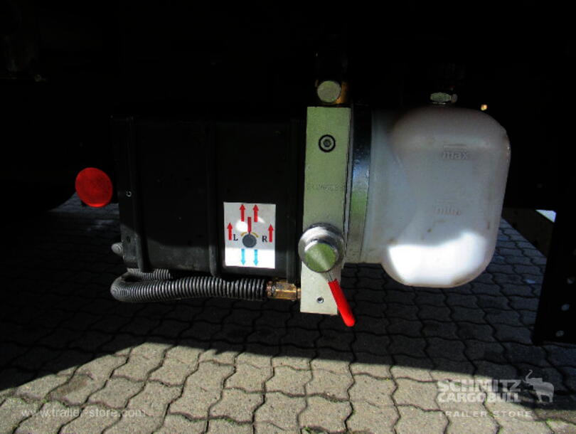 Schmitz Cargobull - Lona para empurrar Mega (5)