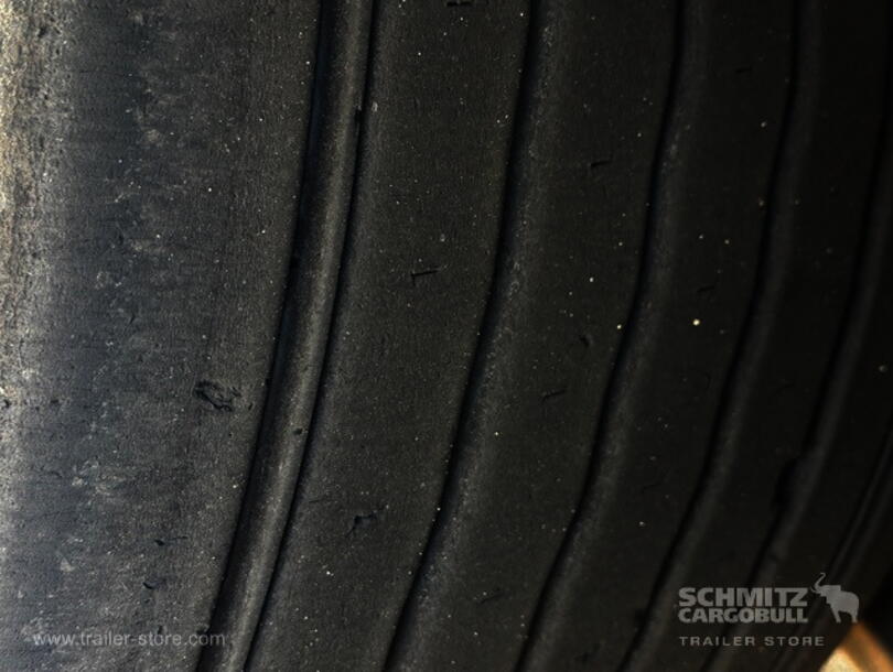 Schmitz Cargobull - Lona para empurrar Mega (12)