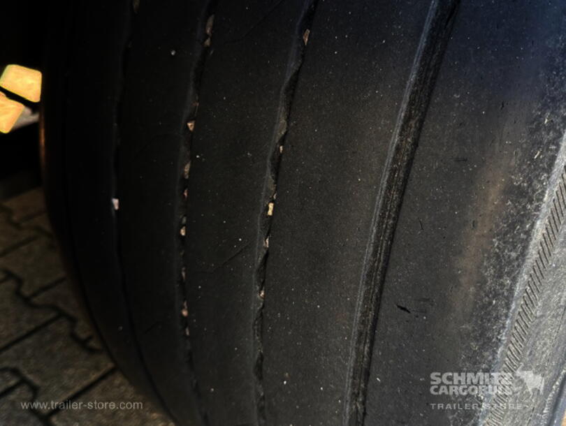 Schmitz Cargobull - Lona para empurrar Mega (14)