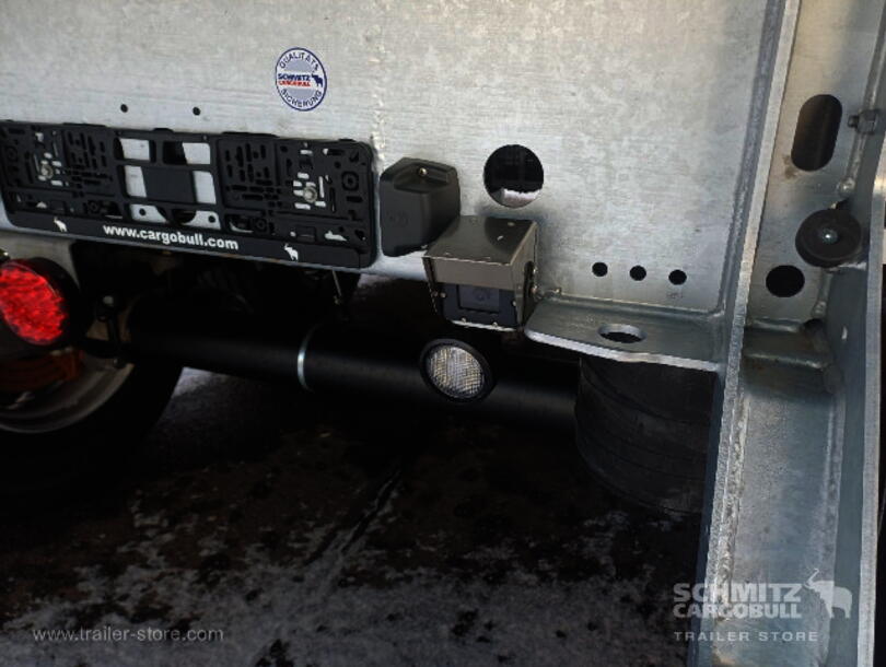 Schmitz Cargobull - Camião basculante con caixa de aço arredondada (14)