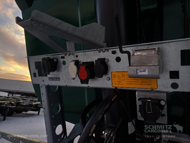 Schmitz Cargobull - steel half pipe body Tipper (7)