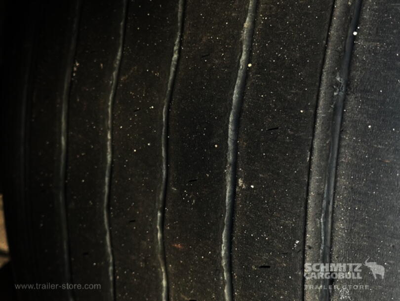 Schmitz Cargobull - Lona para empurrar Mega (14)