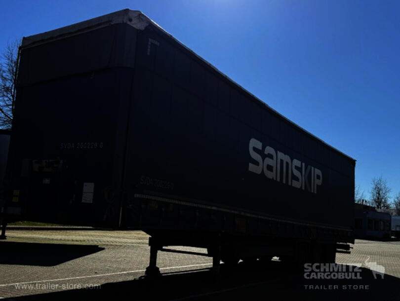 Schmitz Cargobull - Lona para empurrar Mega (1)