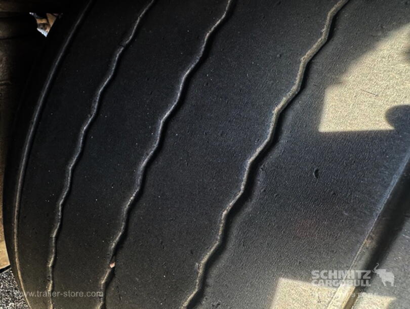 Schmitz Cargobull - Lona para empurrar Mega (7)