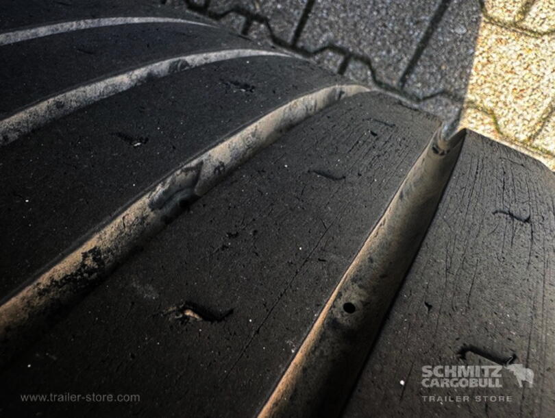 Schmitz Cargobull - Lona para empurrar Mega (8)