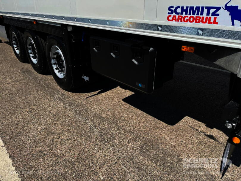 Schmitz Cargobull - Reefer multitemp Insulated/refrigerated box (13)