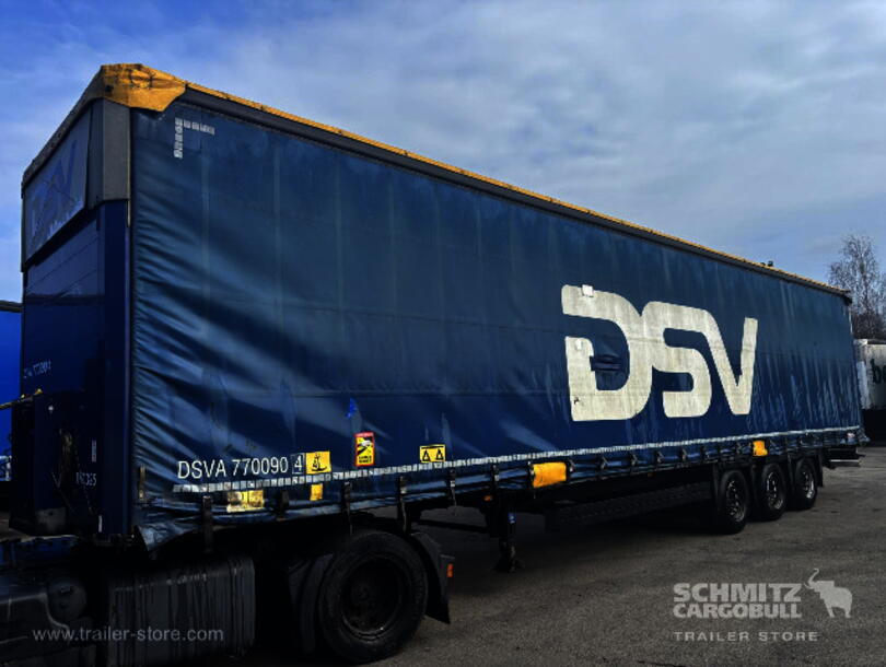 Schmitz Cargobull - Lona para empurrar Mega (3)