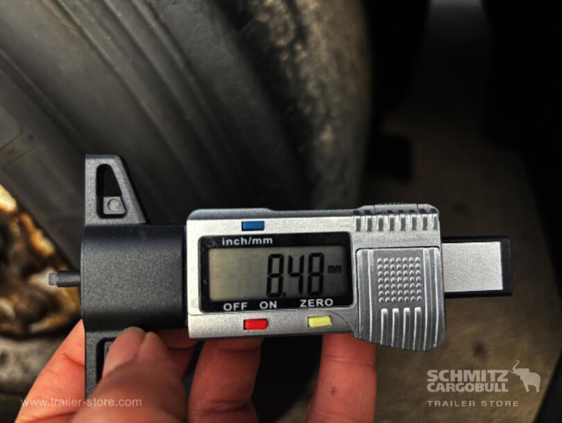 Schmitz Cargobull - Lona para empurrar Mega (8)