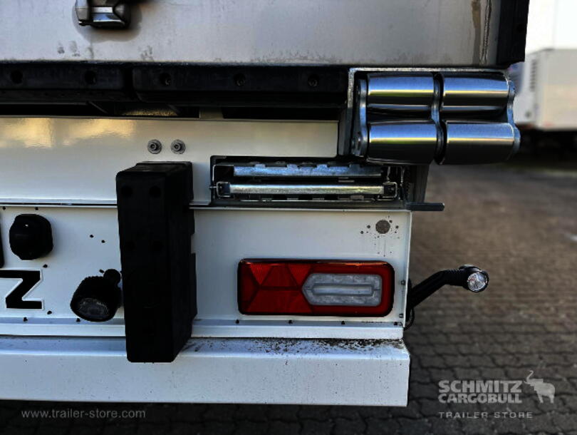 Schmitz Cargobull - Reefer meat hanging Insulated/refrigerated box (12)