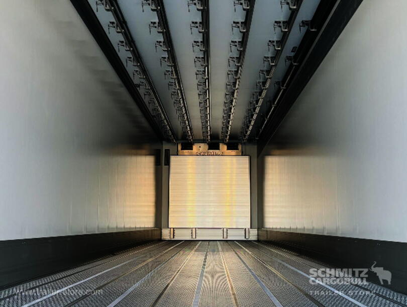 Schmitz Cargobull - Reefer meat hanging Insulated/refrigerated box (2)