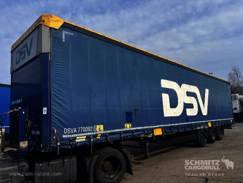 Schmitz Cargobull - Lona para empurrar Mega (3)