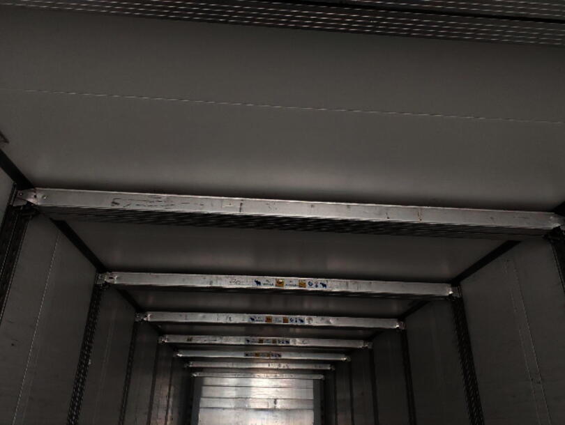 Schmitz Cargobull - Dryfreight box Box (21)