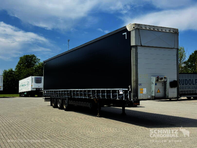 Schmitz Cargobull - Mega Curtainsider