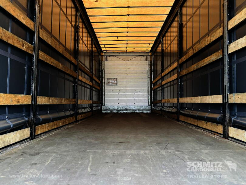 Schmitz Cargobull - Lona para empurrar Mega (2)