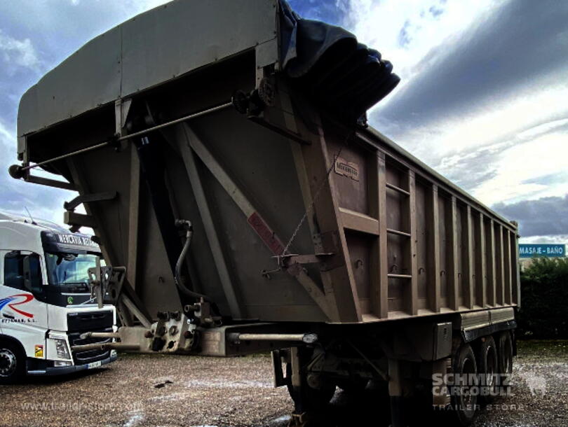 Montenegro - alu-square sided body Tipper (1)