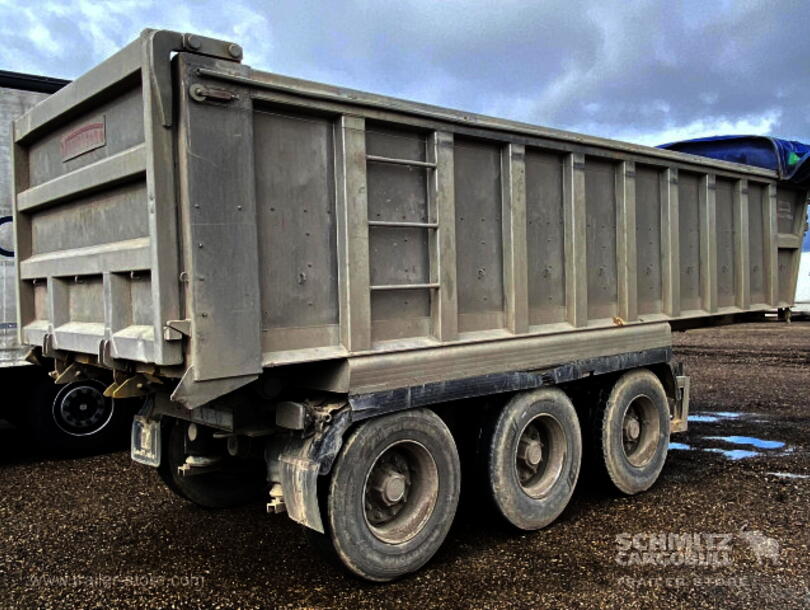 Montenegro - alu-square sided body Tipper (4)