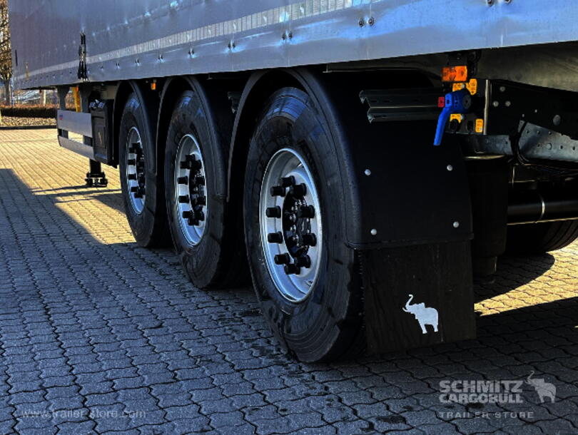 Schmitz Cargobull - Standard Curtainsider (15)