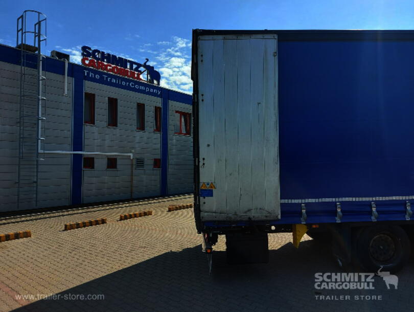 Schmitz Cargobull - Lona para empurrar Mega (12)