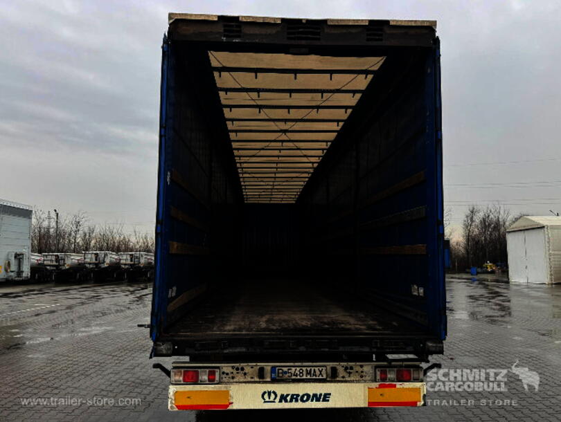 Krone - Mega Curtainsider (4)