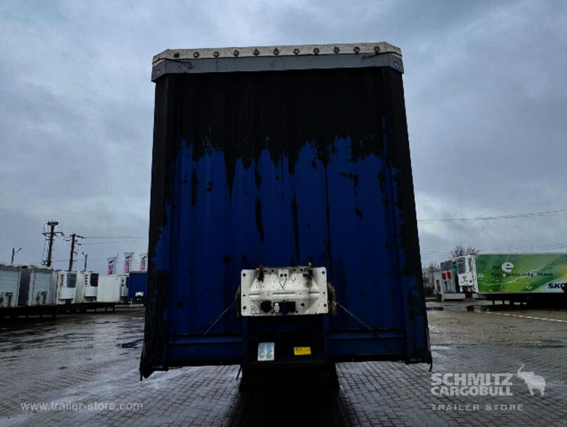 Krone - Mega Curtainsider (6)