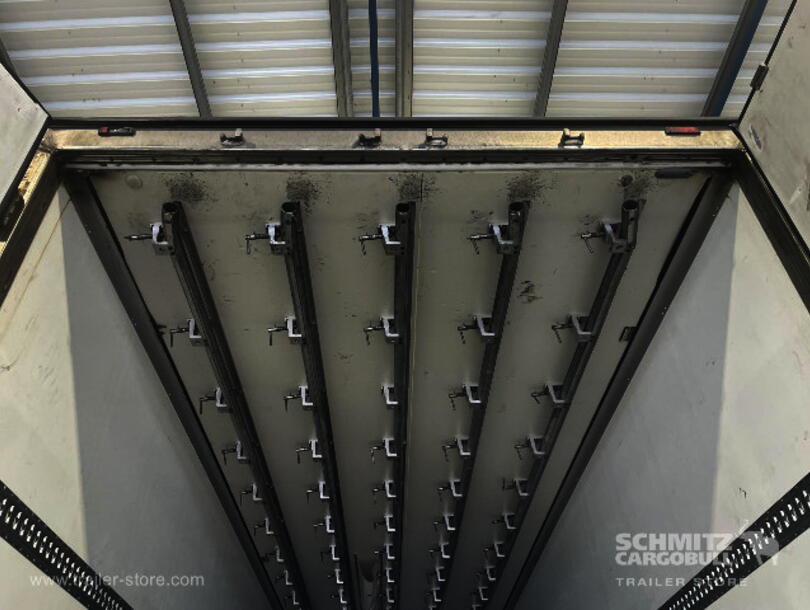 Krone - Reefer meat hanging Insulated/refrigerated box (7)