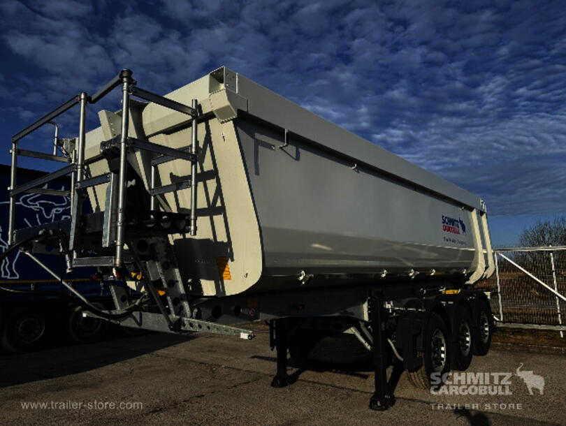 Schmitz Cargobull - stalen halfpipe Kipper (4)